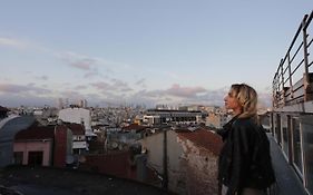 Sanat Hostel Taksim